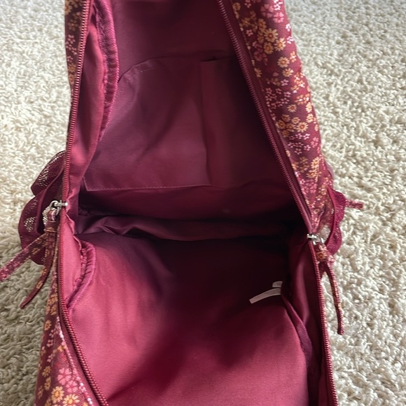 NWT Maurices Floral Backpack Multiple Pockets Zipper - Picture 6 of 7